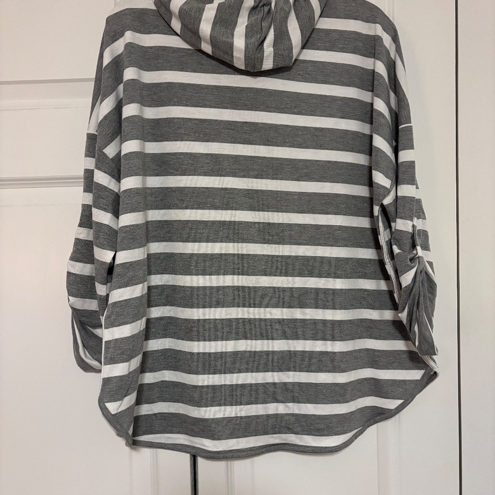 Cupio Size 1X 3/4 Sleeve Cotton Hooded Shirt - Picture 4 of 4